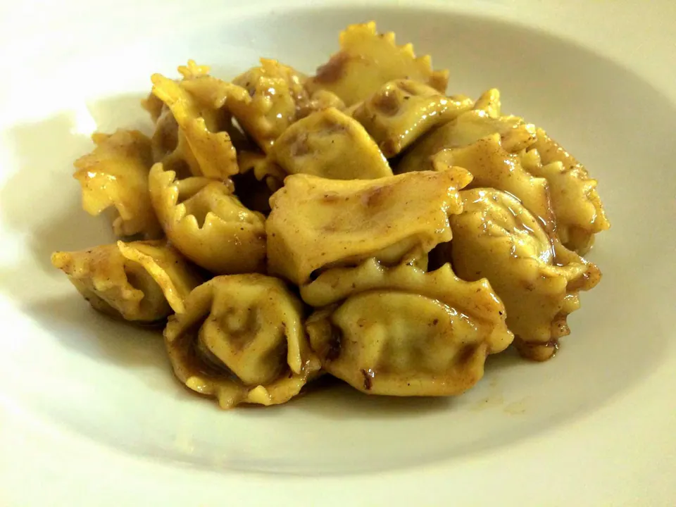 Agnolotti del plin al sugo d'arrosto